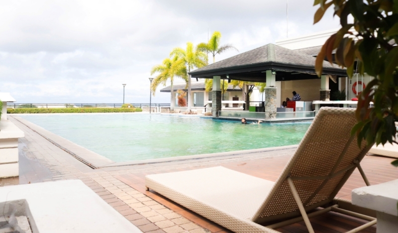 フィリピン留学 Cebu21 - LSLC-pool areas ground floor and chalet-14